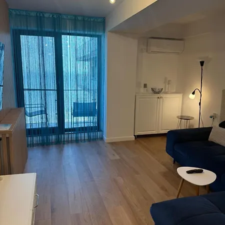 Andreea S 2 那沃达利